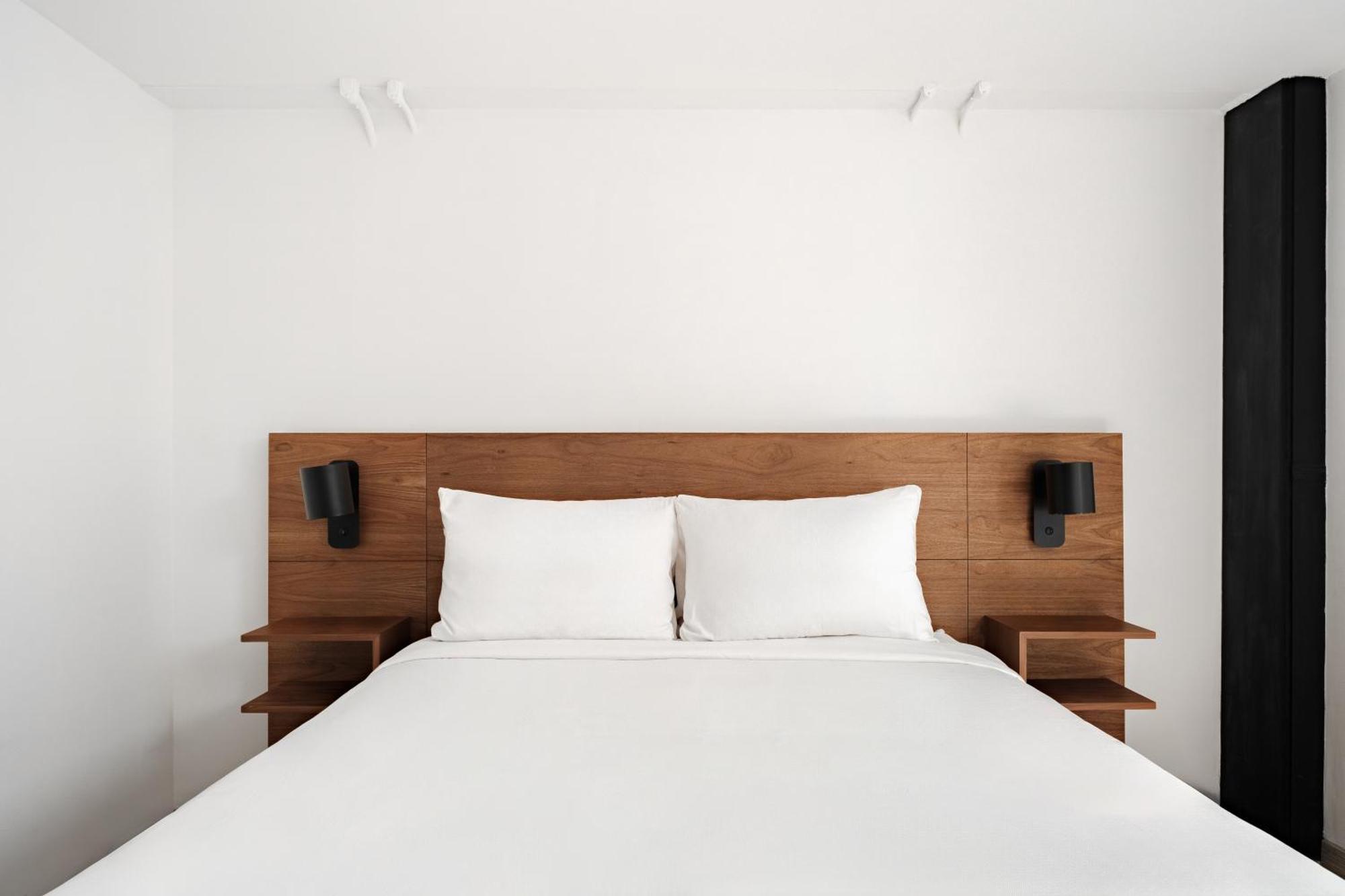 Urban Reforma Mexico City By Lumina Room photo